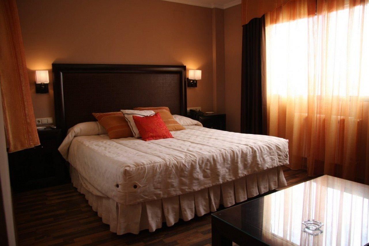 Hotel Mulhacen Guadix Exteriör bild