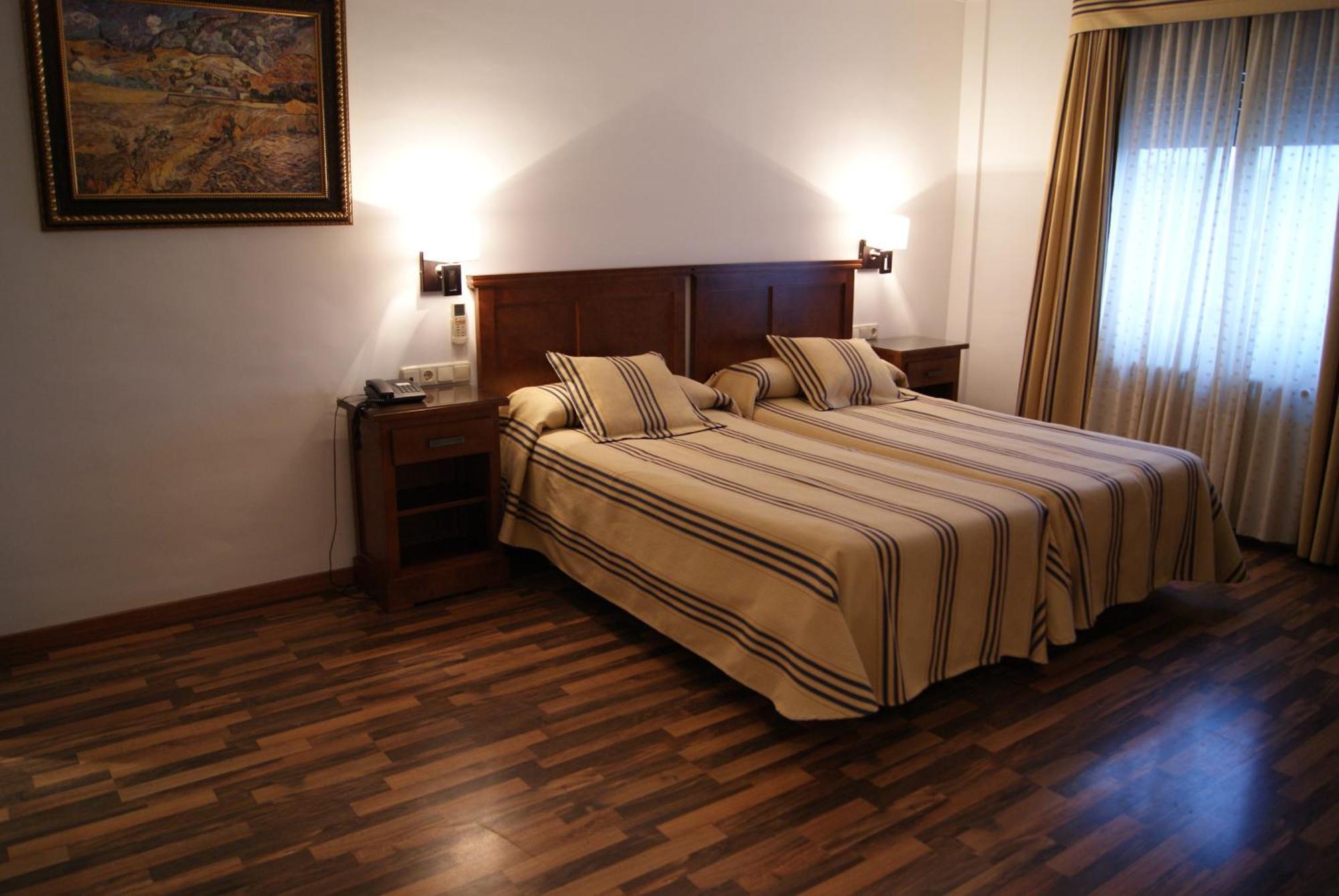 Hotel Mulhacen Guadix Rum bild