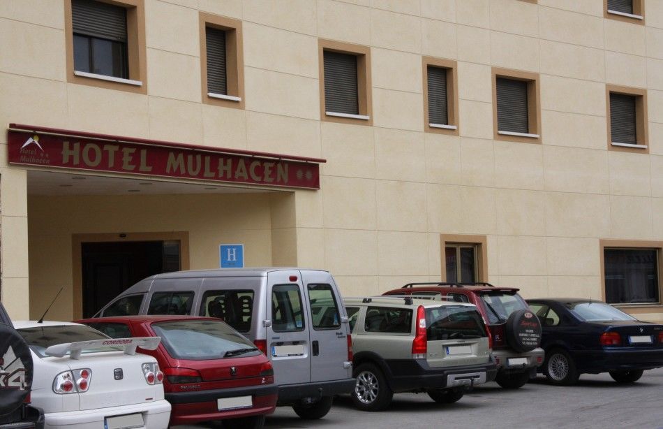 Hotel Mulhacen Guadix Exteriör bild